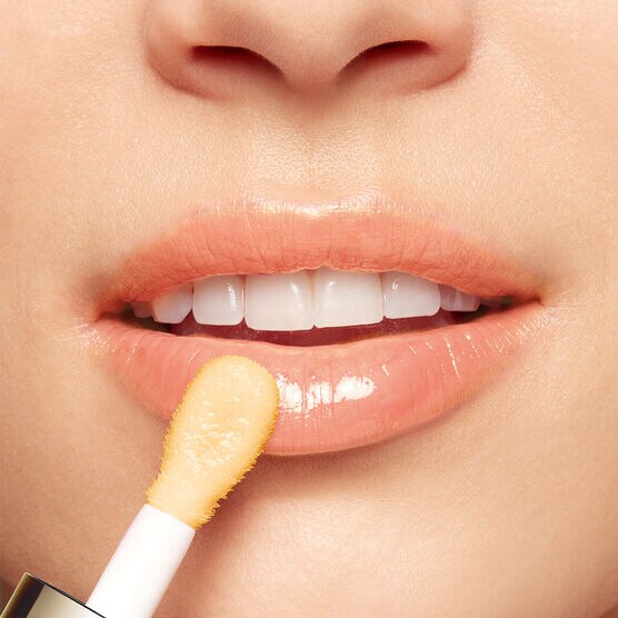 LIP COMFORT OIL 01